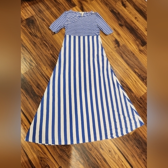 Matilda Jane The Road Ahead Striped Maxi Dress with Pockets - Picture 7 of 13